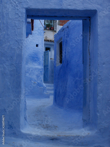Blue street with blue walls in Morocco © AlvD
