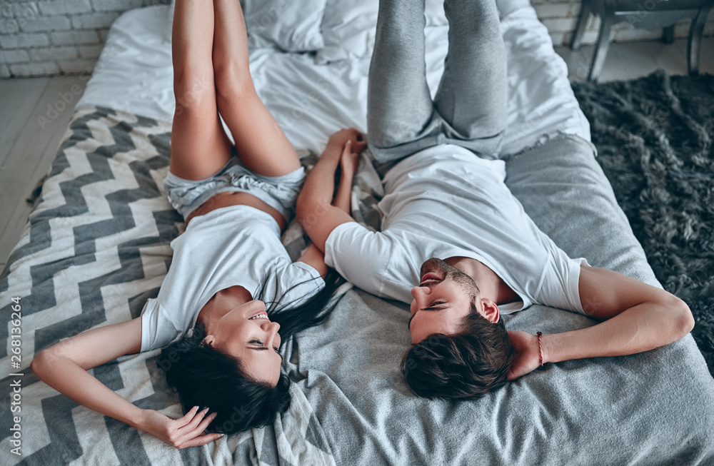 Fototapeta premium Happy couple at home