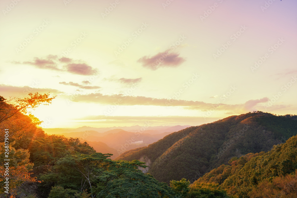 Fototapeta premium 妙見山の風景