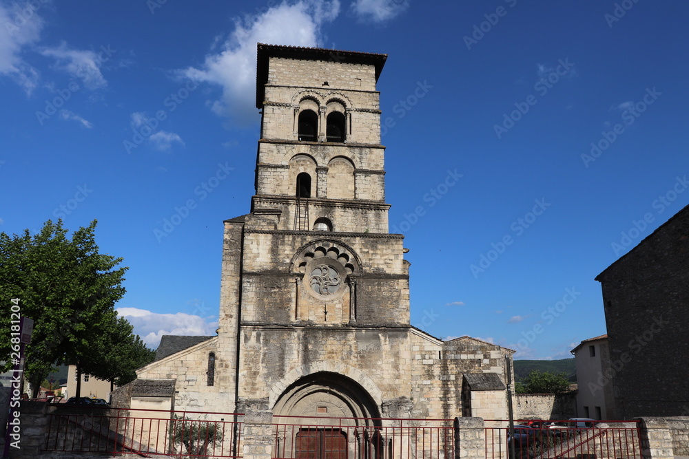 Abbatiale Romane Sainte Marie - Village de Cruas en Ardèche Abbatiale Romane Sainte Marie - Village de Cruas en Ardèche