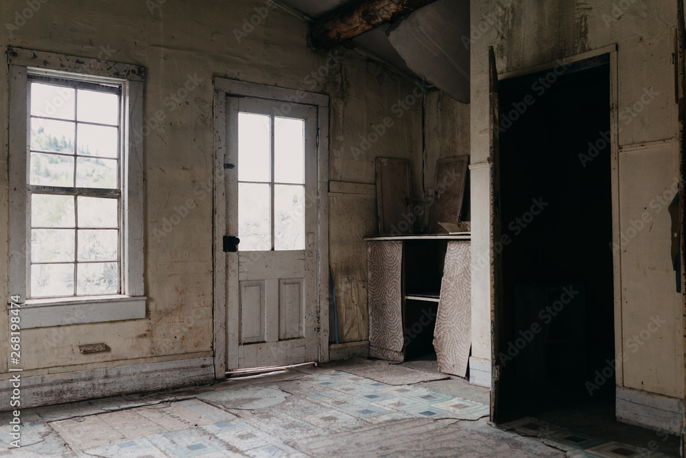 Creepy, Abandoned Home Creepy, Abandoned Home