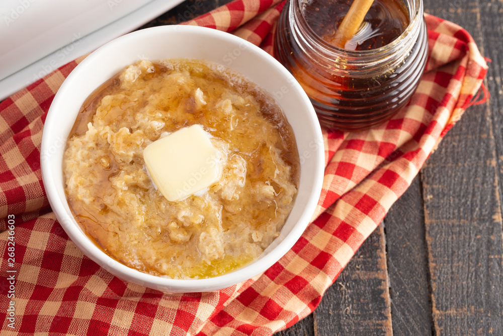 Oatmeal with Butter and Sweetened with Honey Oatmeal with Butter and Sweetened with Honey