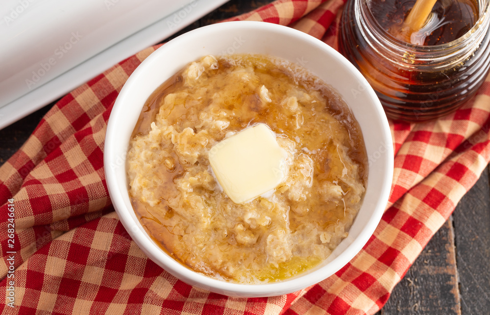 Oatmeal with Butter and Sweetened with Honey Oatmeal with Butter and Sweetened with Honey