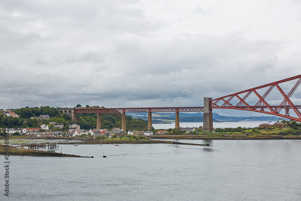 Fototapeta premium The Forth Rail Bridge, Scotland, connecting South Queensferry (Edinburgh) with North Queensferry (Fife).