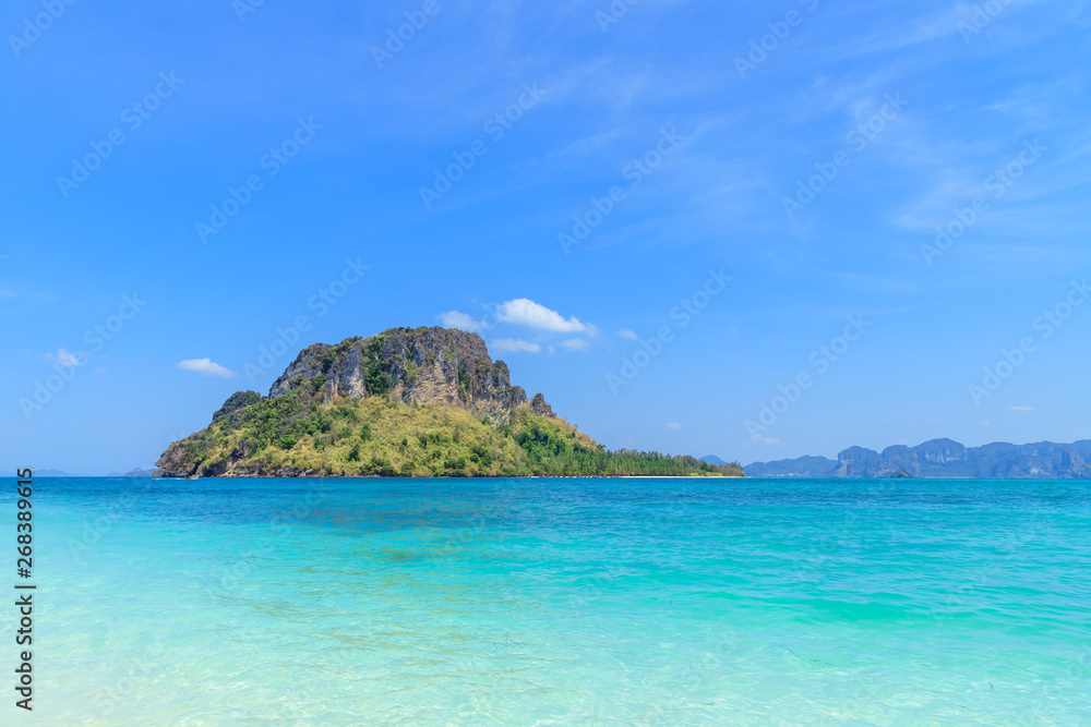 Beautiful crystal clear turquoise blue sea at Ko Tub, Ko Mor and Poda Island; Ao Phra Nang bay, Krabi, Thailand
