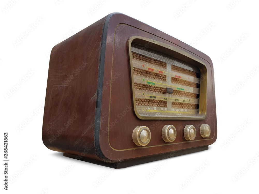 enviar software comportarse Old retro radio vintage. Old wooden retro style radio receiver vintage Radio,  Speaker, Old, isolated white background foto de Stock | Adobe Stock