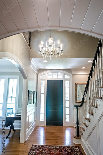 Front Entryway Entrance Hal...