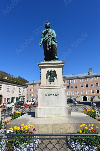 Mozart-Denkmal Salzburg photo