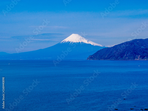 【静岡県伊豆半島】西伊豆海岸沿いから見る富士山【冬】
