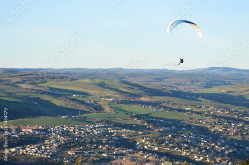 Obraz na płótnie Parapente en Aveyron