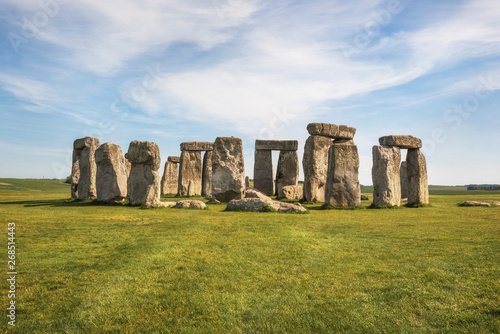 Obraz na plátně Stonehenge an ancient prehistoric stone monument near Salisbury, UK, UNESCO World Heritage Site