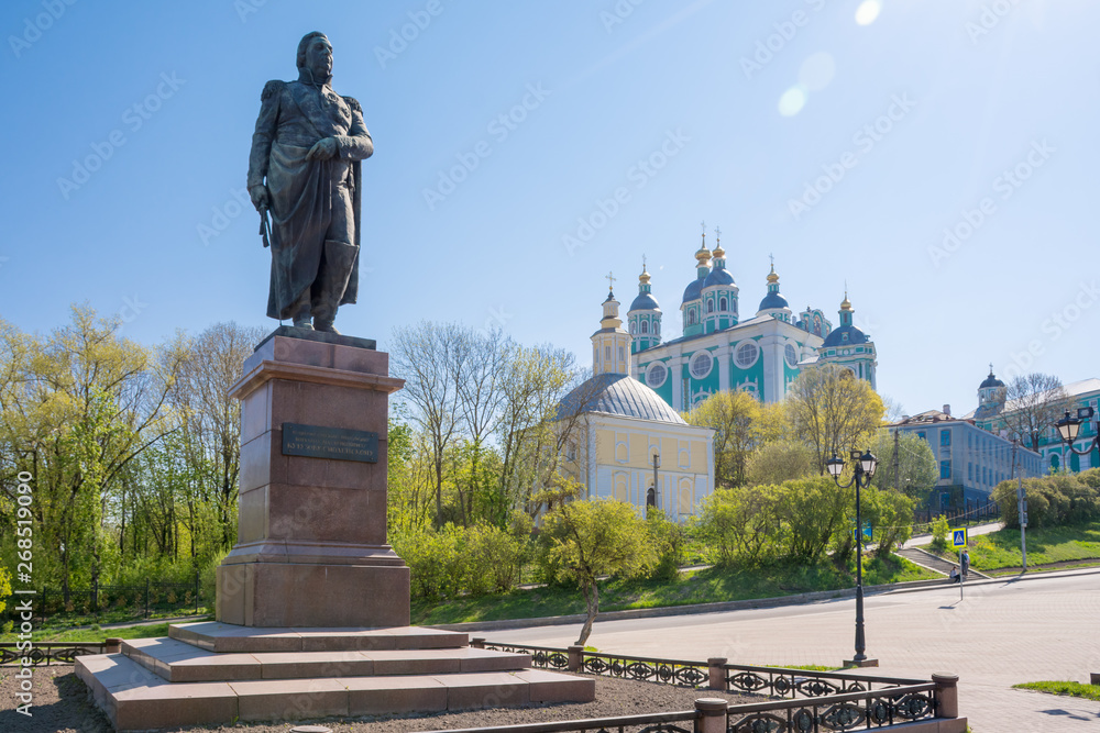 Smolensk. Kutuzov monument on the square near the assumption Cathedral Smolensk. Kutuzov monument on the square near the assumption Cathedral