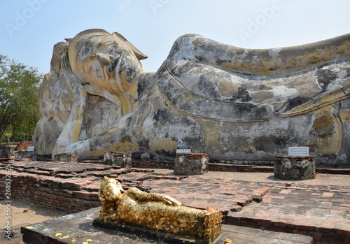 Bouddha couché Ayutthaya Thailande