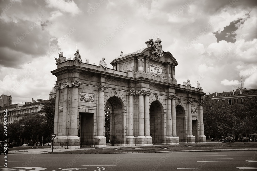Obraz premium Madrid Alcala Gate