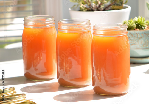 Homemade vegetable chicken bone broth