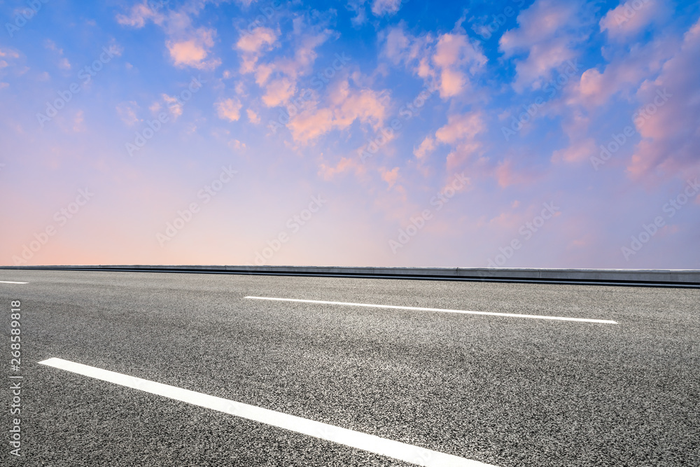 Fototapeta premium Empty road and sky nature landscape