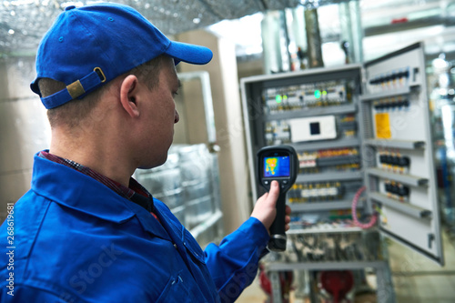 thermal imaging inspection of electrical equipment