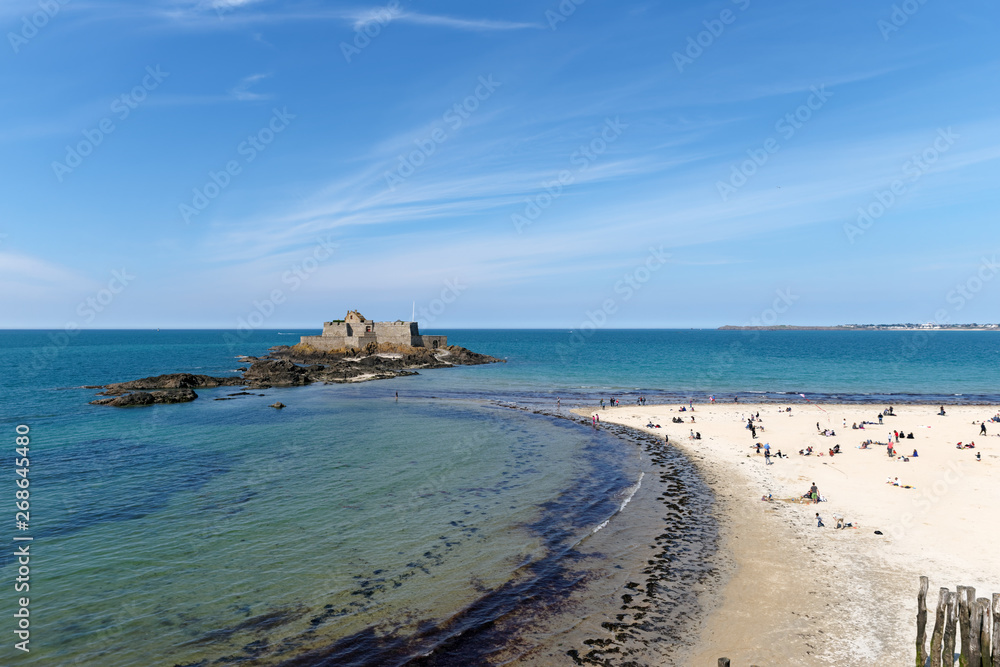 Eventail beach in Saint Malo coast