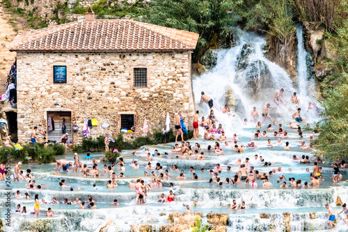 Fényképezés the hot springs of Saturnia, in Tuscany
