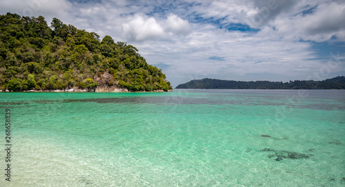 islands in Thailand © ksumano
