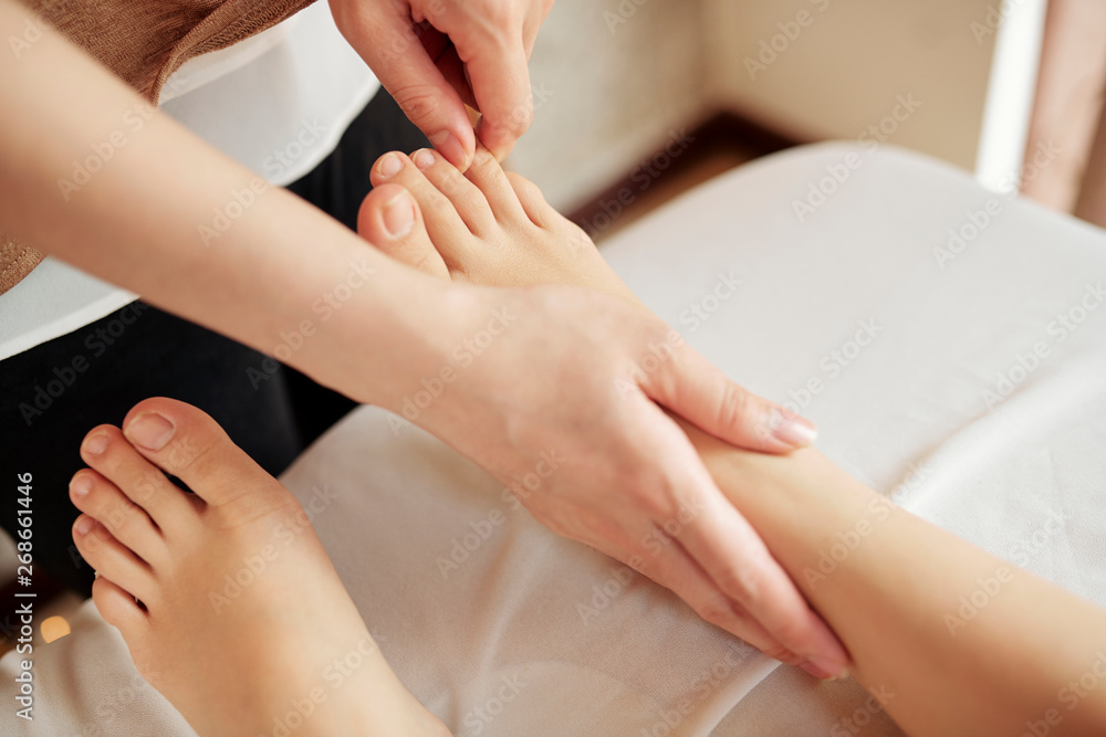 Fototapeta premium Relaxing feet massage