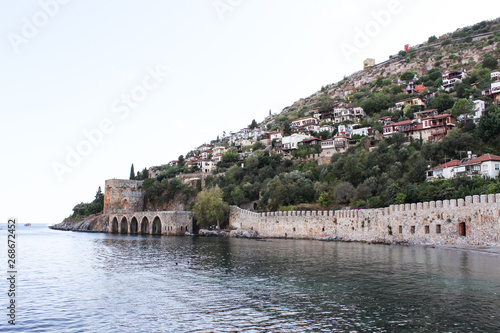 Fototapeta Naklejka Na Ścianę i Meble -  Alanya, Turkey. View on the Alanya fortress, sea bay and buildings