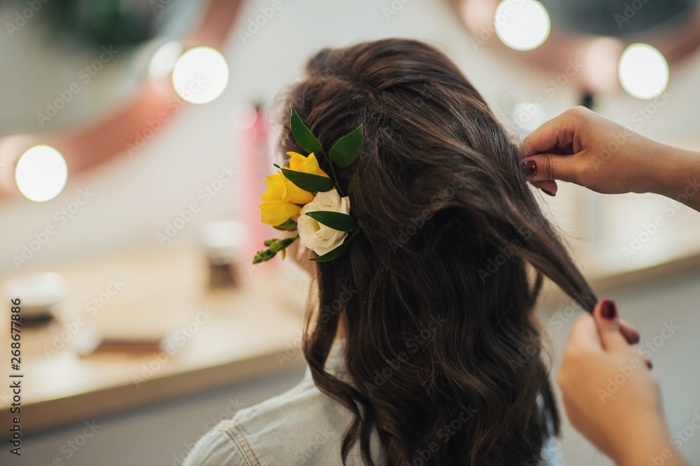 Naklejka premium Wedding preparation. Bride preparation before wedding ceremony