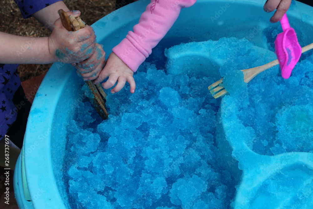 Blue Bath Jelly in a Water Table Activity. Fun summer time activity