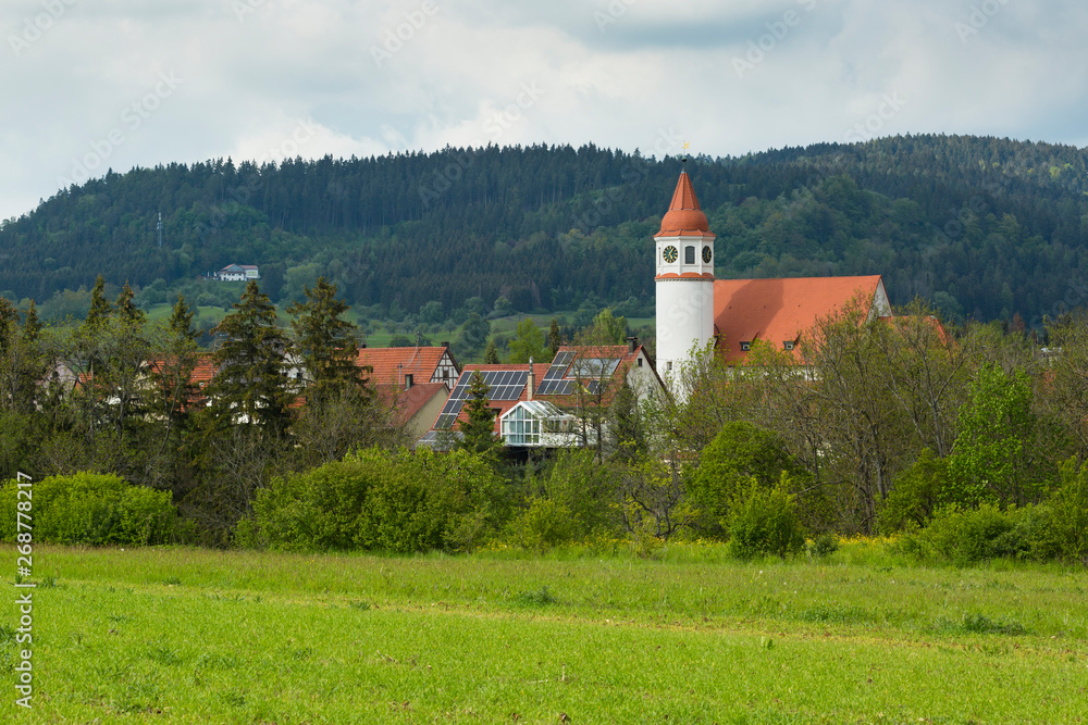 Ausblick auf Balingen-Dürrwangen mit Petrus-Kirche Ausblick auf Balingen-Dürrwangen mit Petrus-Kirche