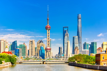 Papier peint photo Shanghai Pont Waibaidu et Pudong en été  © Nikolay N. Antonov