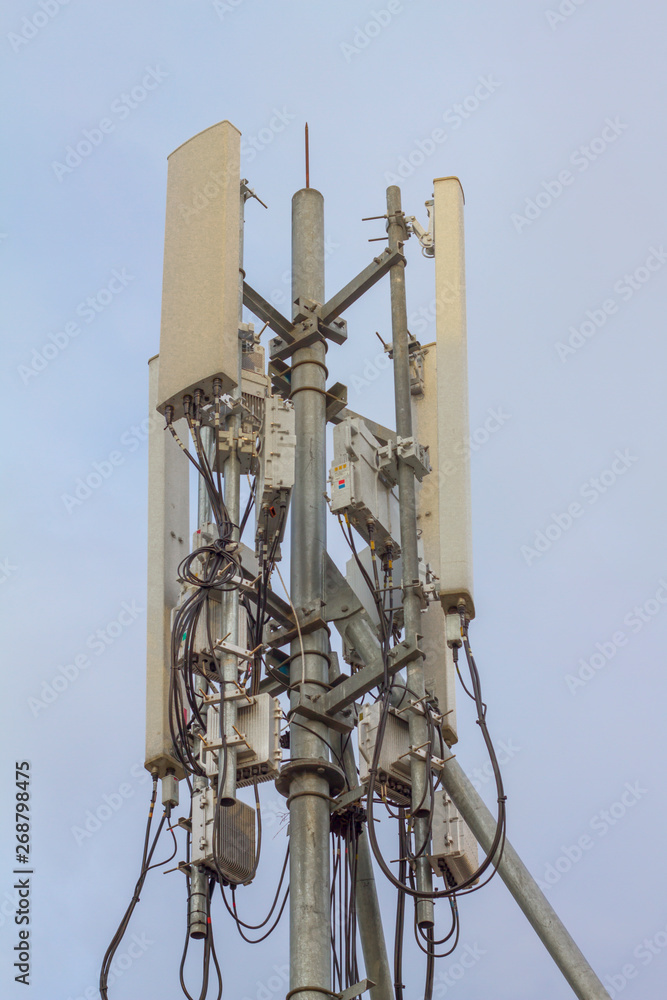 WiFi telephone antenna Microwave and analog frequency distribution box