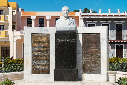 Kuba, Bayamo;  Platz der Revolution, Büste von Pedro Figueredo