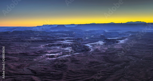 Sunset at the Green River Overlook in Canyonlands National Park © Nick Fox