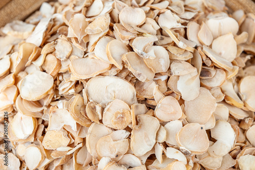 Shuk levinsky market: Iranian garlic, Tel Aviv, Israel