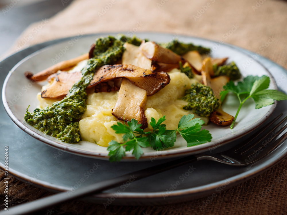 King Oyster Mushrooms with Parsnip, Potato Mash and Coriander Sauce King Oyster Mushrooms with Parsnip, Potato Mash and Coriander Sauce