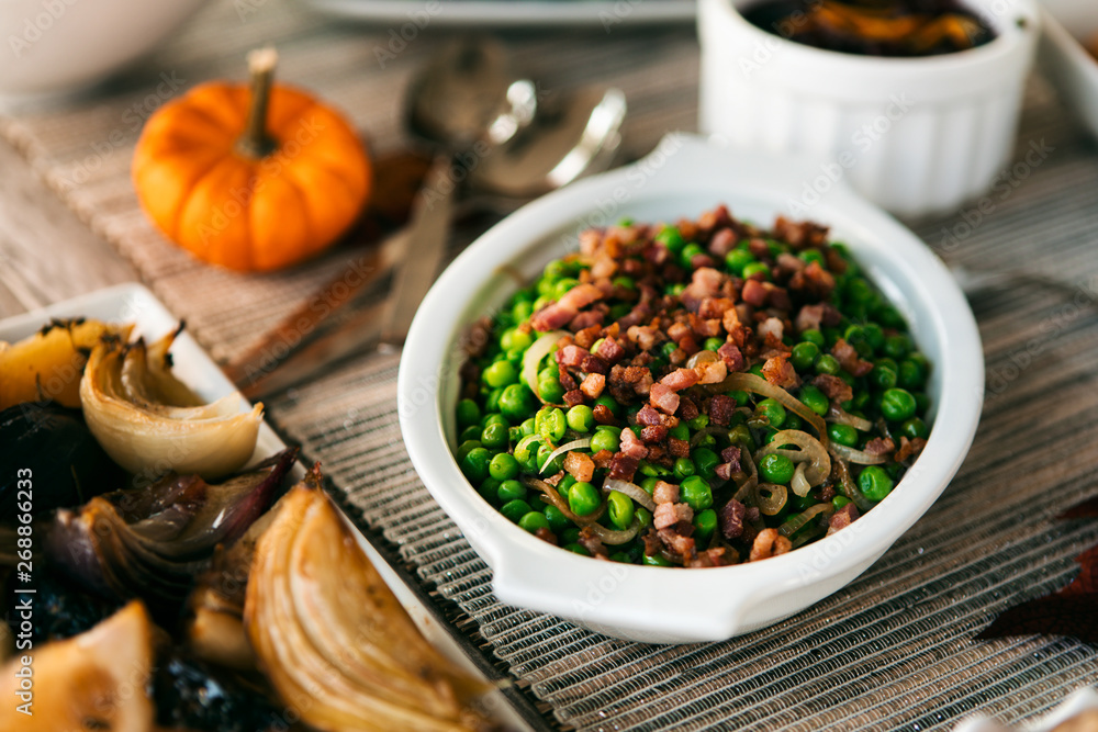 Thanksgiving: Green Peas With Pancetta And Shallots Thanksgiving: Green Peas With Pancetta And Shallots