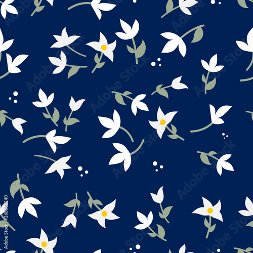 Beautiful floral seamless pattern vector © Wiktoria Matynia