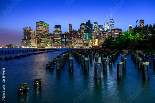 Manhattan panoramic skyline at night from Brooklyn Bridge Park. New York City © Michal Ludwiczak