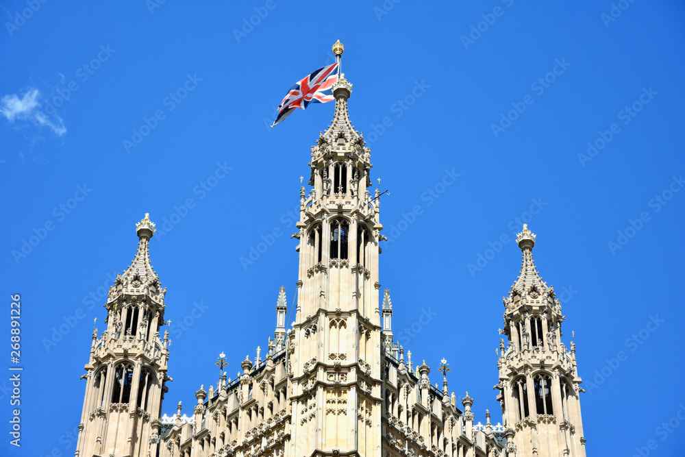 Fototapeta premium Westminster Abbey viewed from Victoria tower gardens, London, UK
