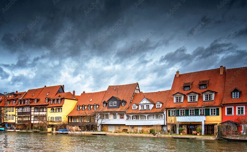 Obraz premium Traditional houses on the riverbank in Bamberg, Germany