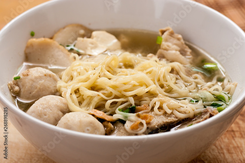 pork noodle style thai