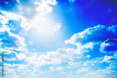 Fototapeta Naklejka Na Ścianę i Meble -  background of blue sky and white clouds