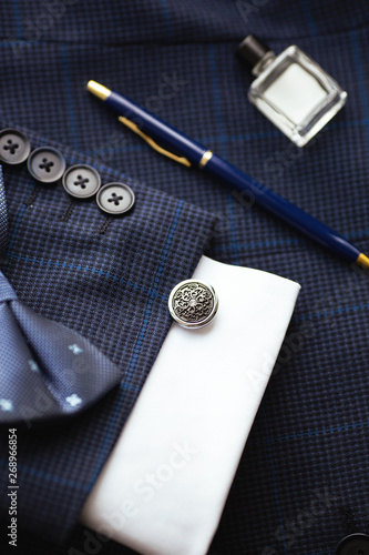 luxury men's cufflinks with pen