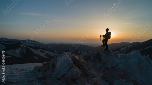 successful people in high altitude mountains