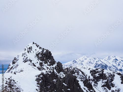 冬の宝剣岳と空木岳、南駒ヶ岳