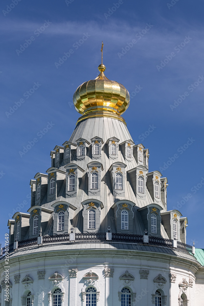 Fototapeta premium Domes of the resurrection Cathedral of the new Jerusalem monastery in Istra, Moscow region (2019)