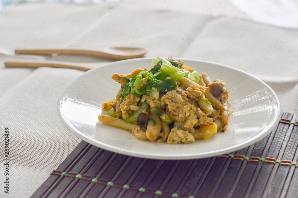 Stir fried mushroom with curry powder Stir fried mushroom with curry powder