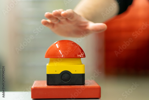 Tableau sur toile Worker has to press the emergency button fast.