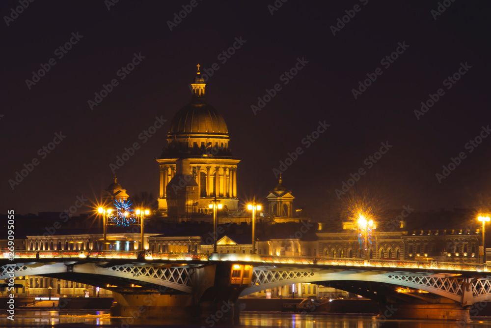  St. Petersburg, view of St. Isaac's Cathedral at night. Bridge bridges white nights