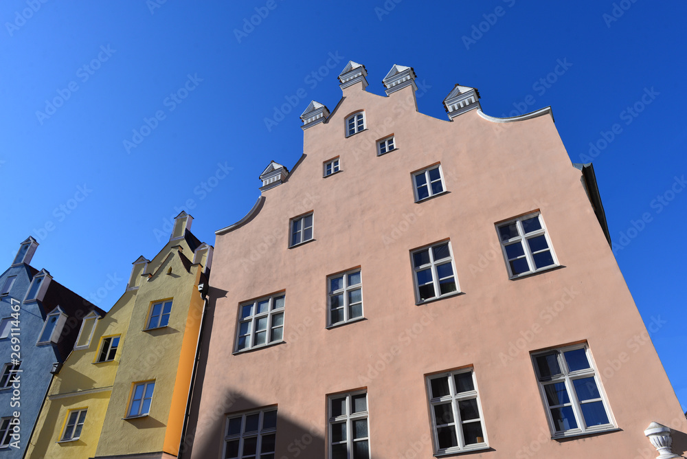Fototapeta premium Denkmalgeschützte Architektur in Landshut-Altstadt